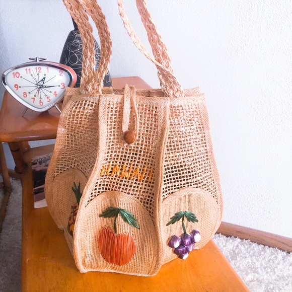 Vintage Handbags - SOLD Vintage 1940s Purse straw bag Souvenir fruit